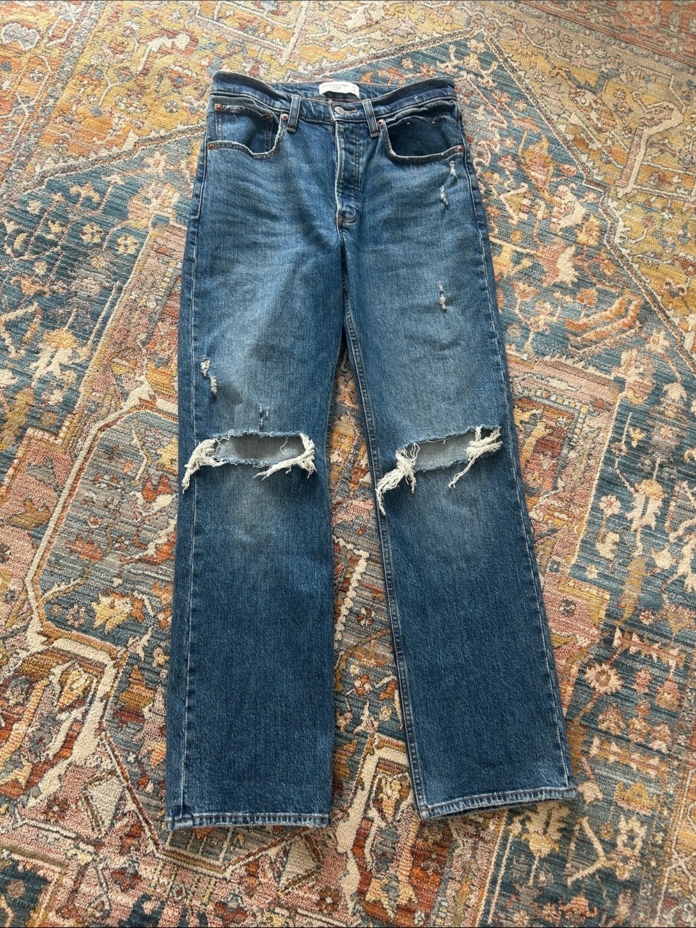 Abercrombie 90’s baggy low-rise jeans